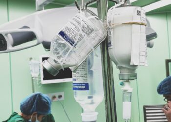 Trường Hợp Ngộ Độc Thuốc Tê Toàn Thân Articaine 4%+Epinephrine 1:100.000 Khi Phẫu Thuật Nâng Mũi Xử Trí Muộn